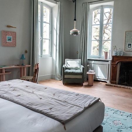 Domaine De Chalamon Bed & Breakfast Saint-Remy-de-Provence Exterior photo