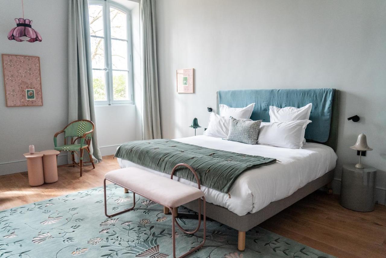 Domaine De Chalamon Bed & Breakfast Saint-Remy-de-Provence Exterior photo