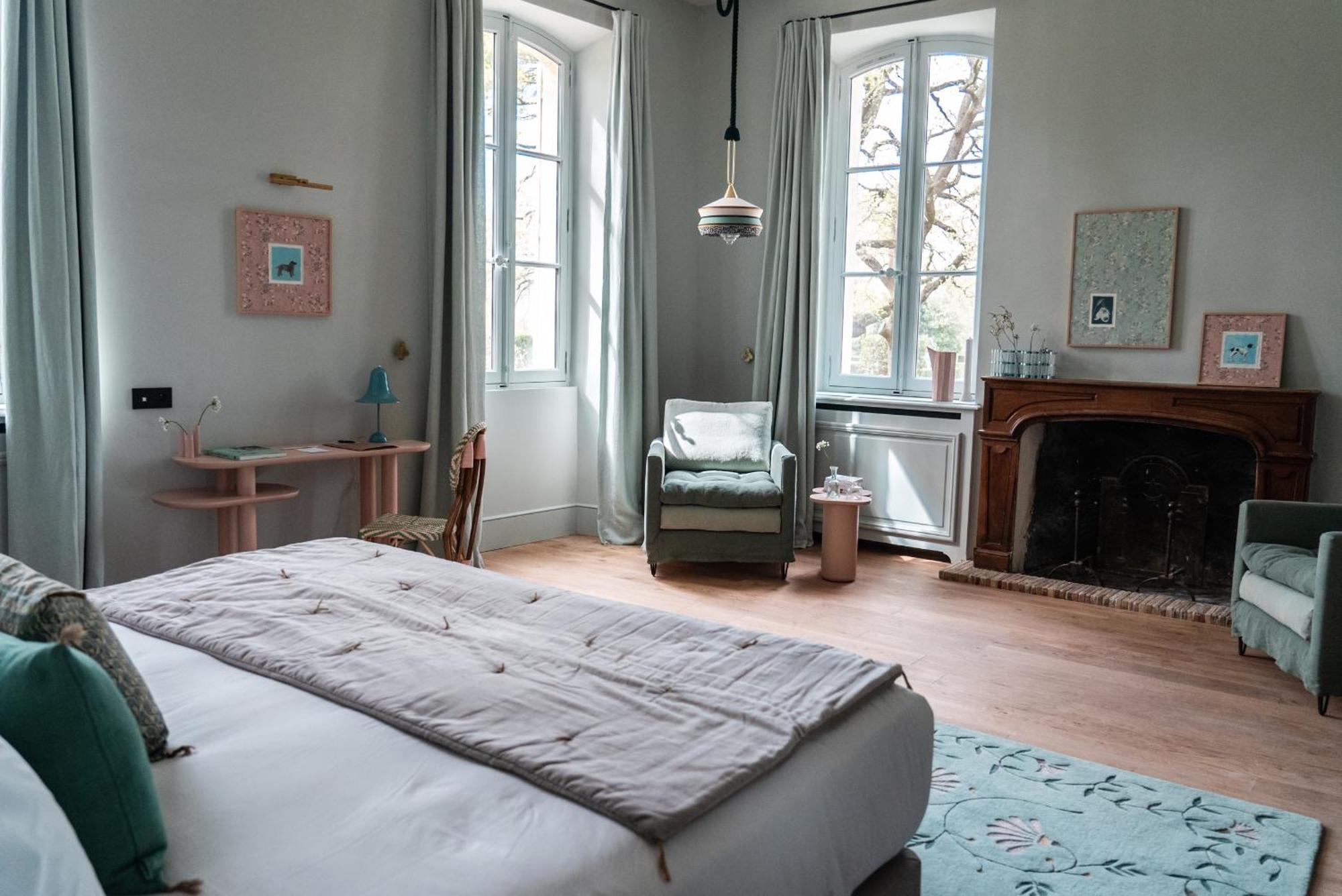 Domaine De Chalamon Bed & Breakfast Saint-Remy-de-Provence Exterior photo